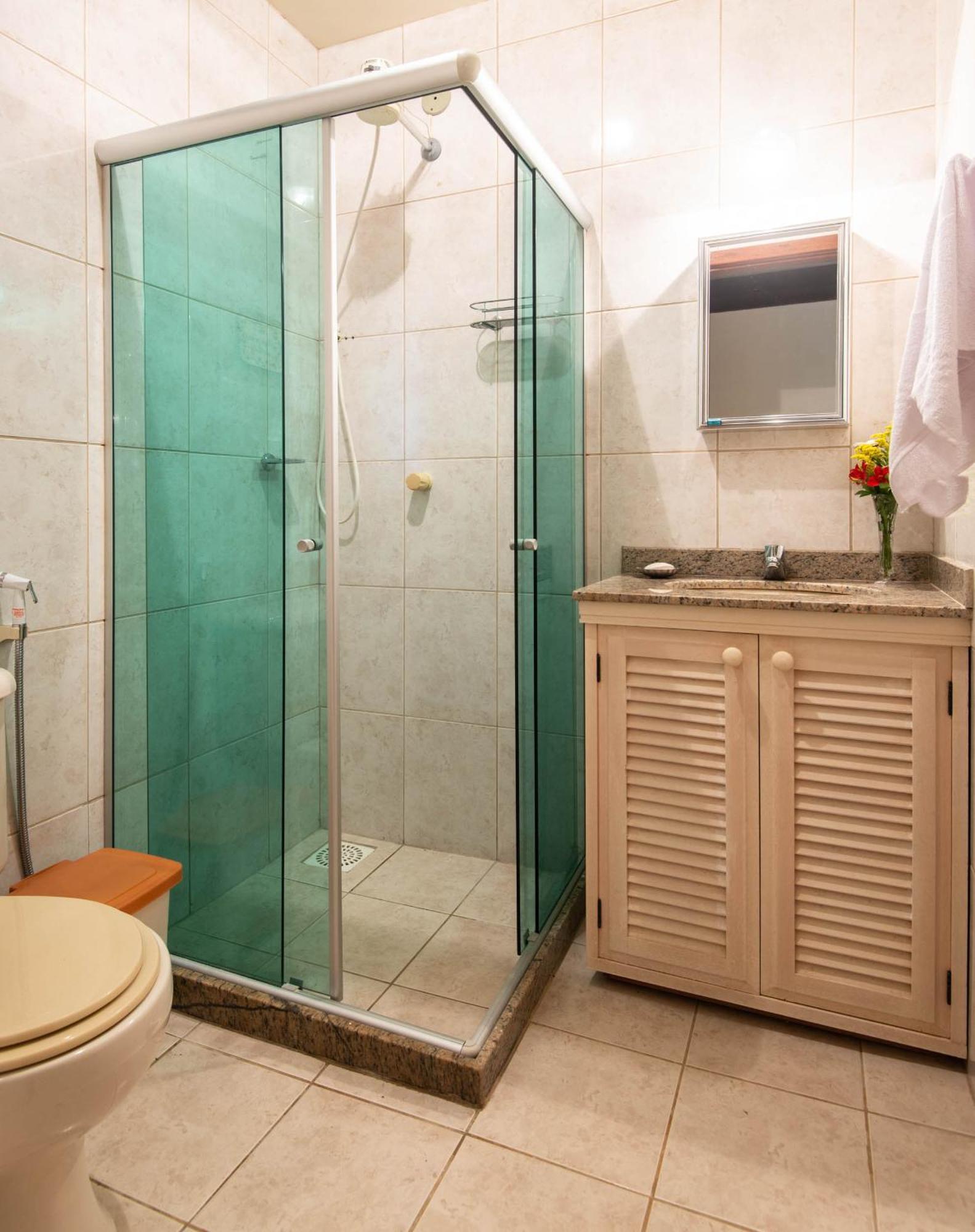 Casa com piscina na melhor localização de Búzios -WIFI 500MB, SMART TV 4K - agua e luz cobrados a parte Exterior foto