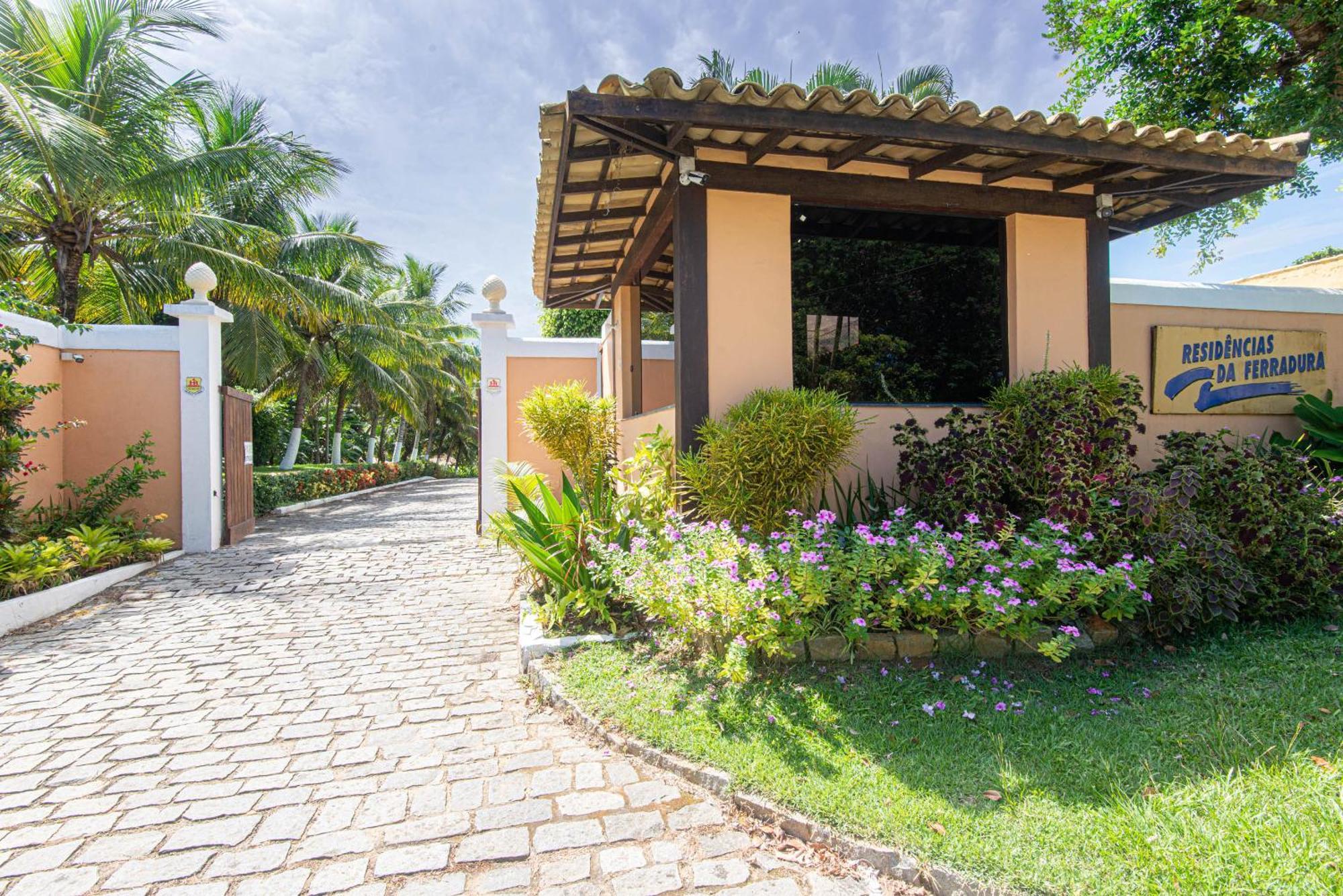 Casa com piscina na melhor localização de Búzios -WIFI 500MB, SMART TV 4K - agua e luz cobrados a parte Exterior foto